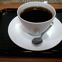 Photo taken at Cafe MILANO by 箭内 勝. on 1/15/2012