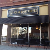 Das Foto wurde bei Solar Roast Coffee von Marguerite G. am 3/16/2012 aufgenommen