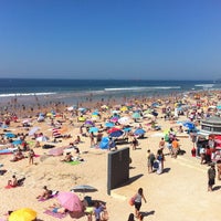 Foto diambil di Praia de Carcavelos oleh Frank G. pada 4/25/2013