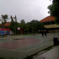 Foto scattata a SMA Negeri 9 Surabaya da danang f. il 4/11/2014