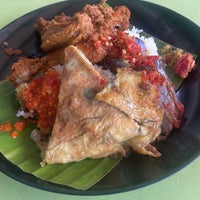 Photo taken at Geylang Serai Market &amp;amp; Food Centre by AboiTa on 2/20/2023