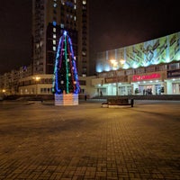 Photo taken at Площадка перед Салютом by Pavel K. on 12/31/2017
