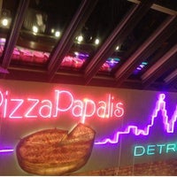Foto tirada no(a) PizzaPapalis of Rivertown por Lyndsi W. em 9/10/2014