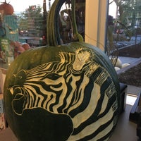 10/9/2017에 Alan D.님이 Green Zebra Grocery에서 찍은 사진