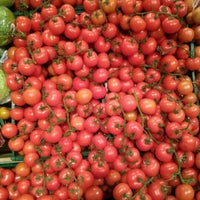 1/25/2013 tarihinde Davidziyaretçi tarafından Zurheide Feine Kost - EDEKA Frischecenter'de çekilen fotoğraf