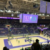 Photo taken at Alaska Airlines Arena by Grove A. on 10/9/2022
