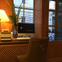 2/16/2018 tarihinde Chieziyaretçi tarafından Hôtel de Fleurie'de çekilen fotoğraf