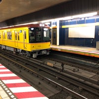 Photo taken at 東京メトロ銀座線 渋谷駅 2番線ホーム by Chie on 2/26/2019