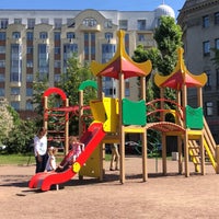 Photo taken at Парк Попова by Кэт on 5/30/2018