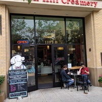 Photo taken at Mission Hill Creamery by Ilian G. on 8/18/2019