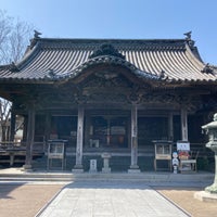 Photo taken at 大栗山 花蔵院 大日寺 (第13番札所) by asami . on 3/24/2022