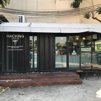 Photo taken at Hacking Coffee by Win T. on 12/10/2019