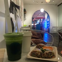 Photo taken at Grass Roots Juicery by Rachel P. on 9/8/2018