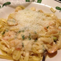Photo taken at Olive Garden by Jacob B. on 11/12/2012