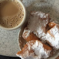 Photo taken at Café du Monde by Chris P. on 9/18/2015