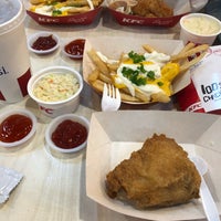 Photo taken at KFC by Jonathan Matthew T. on 6/28/2018