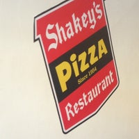 Photo taken at Shakey&amp;#39;s pizza by Arby A. on 6/12/2013