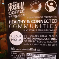 Снимок сделан в The Roskill Coffee Project пользователем David T. 9/2/2014
