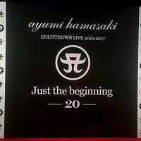 Photo taken at ayumi hamasaki COUNTDOWN LIVE 2016-2017 A Just the beginning -20- by しぶしぶ on 12/30/2016