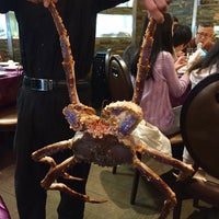 Foto diambil di Fishman Lobster Clubhouse Restaurant 魚樂軒 oleh Carolyna L. pada 4/15/2017