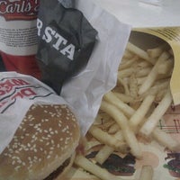 Photo taken at Carl&amp;#39;s Jr. by Wizzard R. on 1/9/2013