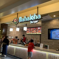 2/2/2020 tarihinde Cherry O.ziyaretçi tarafından Mahaloha Burger'de çekilen fotoğraf