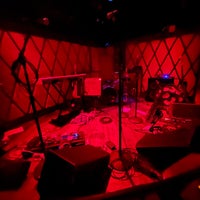 Photo taken at Rockwood Music Hall by Ted B. on 9/19/2021