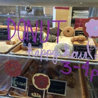Foto diambil di Scafuri Bakery oleh Emma G. pada 3/4/2016