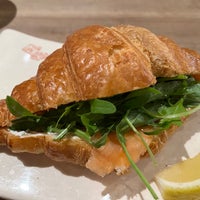 Photo taken at Le Pain Quotidien by Hyouk K. on 2/14/2024