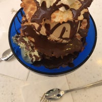 Photo taken at Ice Cream Parlour by REEM on 7/19/2019