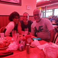 Photo taken at Roscoe&amp;#39;s House of Chicken and Waffles by Hyacinth P. on 8/27/2022