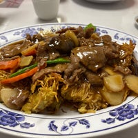 Photo taken at Golden Duck Chinese Restaurant by pitbull808 on 11/21/2021