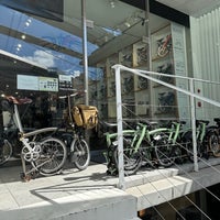 Photo taken at LIFE with BICYCLE Daikanyama by Ringo R. on 9/18/2023