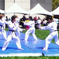 Foto diambil di CelebrAsian: Iowa&amp;#39;s Annual Asian Heritage Festival oleh Dakota P. pada 5/11/2013