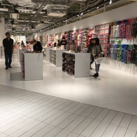 Asoko 梅田nu茶屋町店 Now Closed Hobby Shop In 梅田