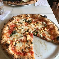 10/28/2017にKarl H.がMenomalé Pizza Napoletanaで撮った写真