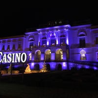 Photo prise au Casino Salzburg par Nicolette R. le12/27/2016