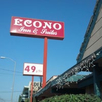 Photo taken at Econo Inn by Chester Paul S. on 7/20/2013