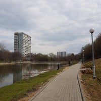 Photo taken at Варшавские пруды by Polina A. on 4/25/2018