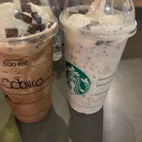 Photo taken at Starbucks by FLakita D. on 5/1/2019