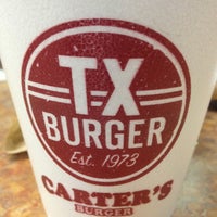 Foto tirada no(a) Texas Burger-Fairfield por Heather S. em 12/15/2012