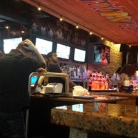 8/22/2013 tarihinde Collin B.ziyaretçi tarafından Bottomz Up Bar &amp;amp; Grill'de çekilen fotoğraf