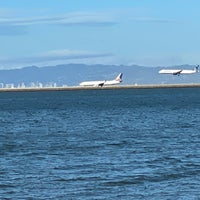 Foto tirada no(a) San Francisco Airport Marriott Waterfront por Tammy C. em 11/1/2022