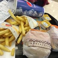 Photo taken at Burger King by Анар А. on 12/12/2016