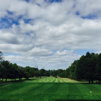 รูปภาพถ่ายที่ Clearview Park Golf Course โดย Ryan M. เมื่อ 9/11/2015