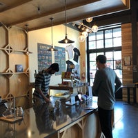 4/10/2018 tarihinde Chee S.ziyaretçi tarafından Apanas Coffee &amp;amp; Beer'de çekilen fotoğraf