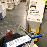 รูปภาพถ่ายที่ IKEA โดย Anette S. เมื่อ 1/11/2023
