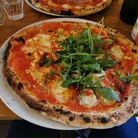 Foto tirada no(a) Sodo Pizza Cafe - Walthamstow por Sacha em 8/3/2019