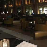 Снимок сделан в St. Pancras Renaissance Hotel London пользователем A A. 2/8/2016