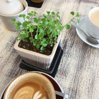 5/6/2017 tarihinde Дмитрий С.ziyaretçi tarafından Dots Coffee'de çekilen fotoğraf
